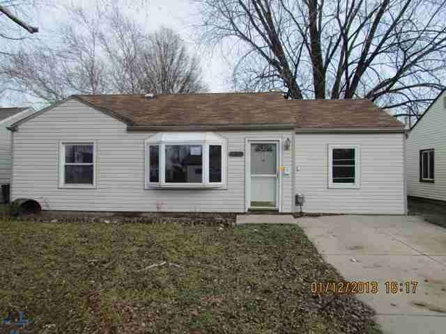 26200 Nagel St, Roseville, MI 48066 - photo 1