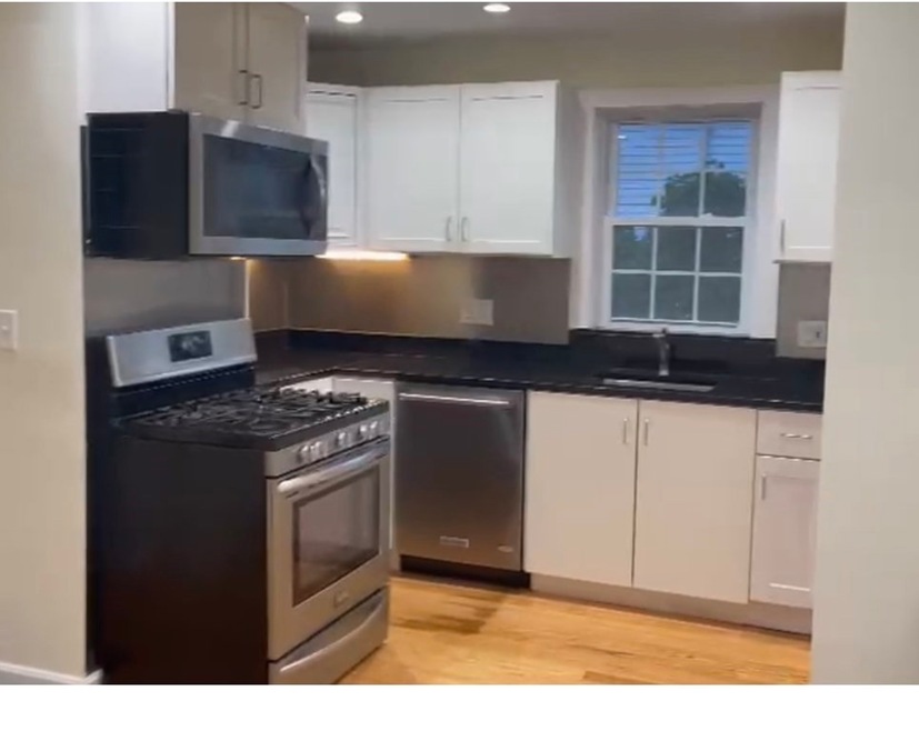 35 Camden St unit 1, Lynn, MA 01905 - photo 1