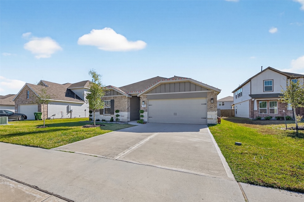 30301 Kingston Heath Dr, Cleveland, TX 77327 - photo 1