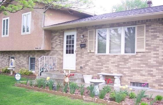 1306 Firwood Dr, Columbus, OH 43229 - photo 1