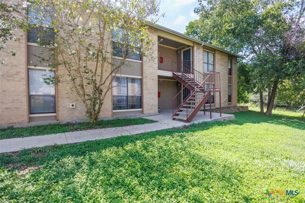 229 Craddock Ave unit B, San Marcos, TX 78666 - photo 1