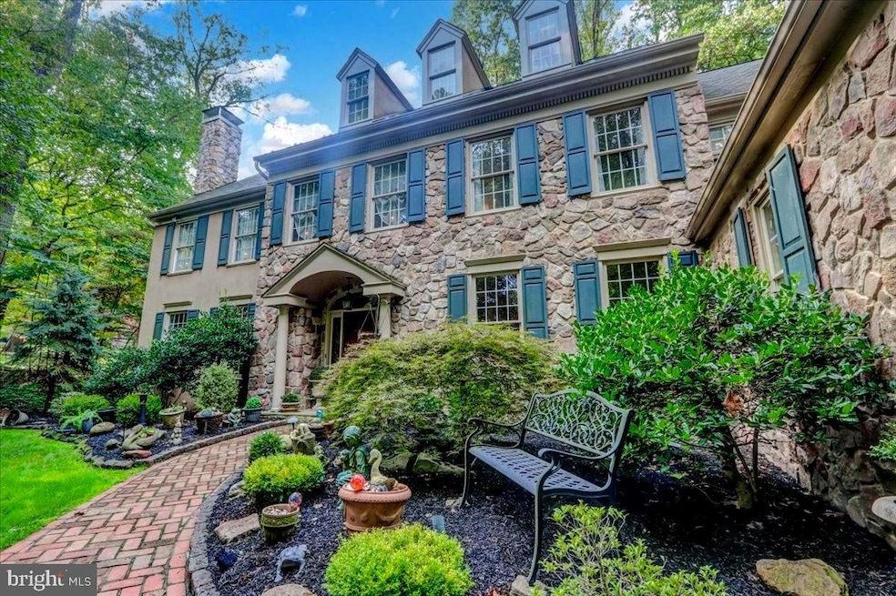 792 Mancill Rd, Wayne, PA 19087 - photo 1