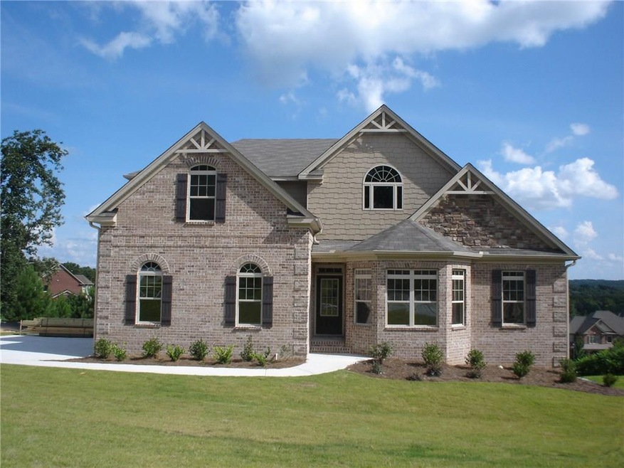 private wooded large back yard - picture is sample