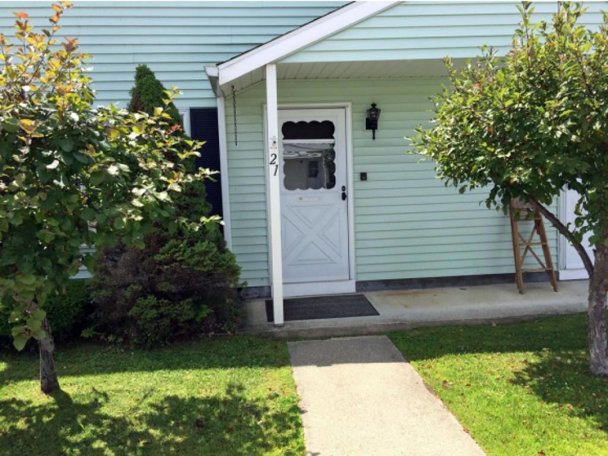 155 Dorr Dr unit 21, Rutland, VT 05701 - photo 1