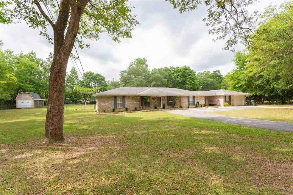 3311 Dunaway Ln, Pensacola, FL 32526 - photo 1