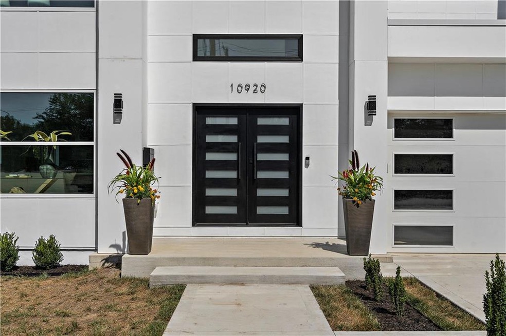 10920 W 67th St, Shawnee, KS 66203 - photo 1