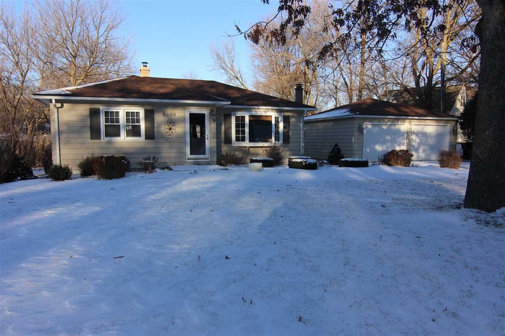2406 Loma St, Cedar Falls, IA 50613 - photo 1