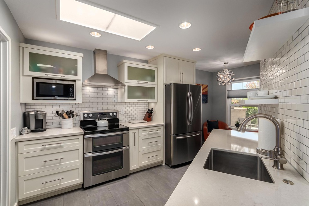 17401 N 105th Ave, Sun City, AZ 85373 - photo 1