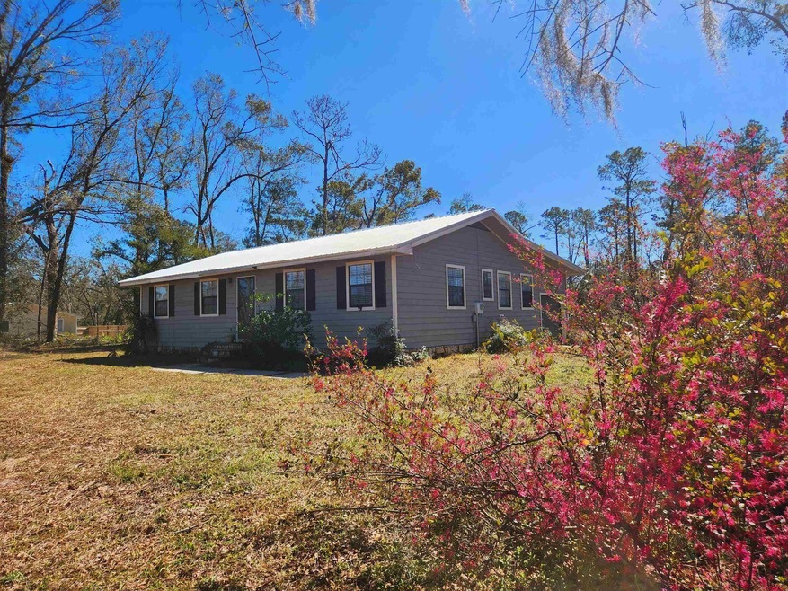 591 E Ash St, Perry, FL 32347 - photo 1