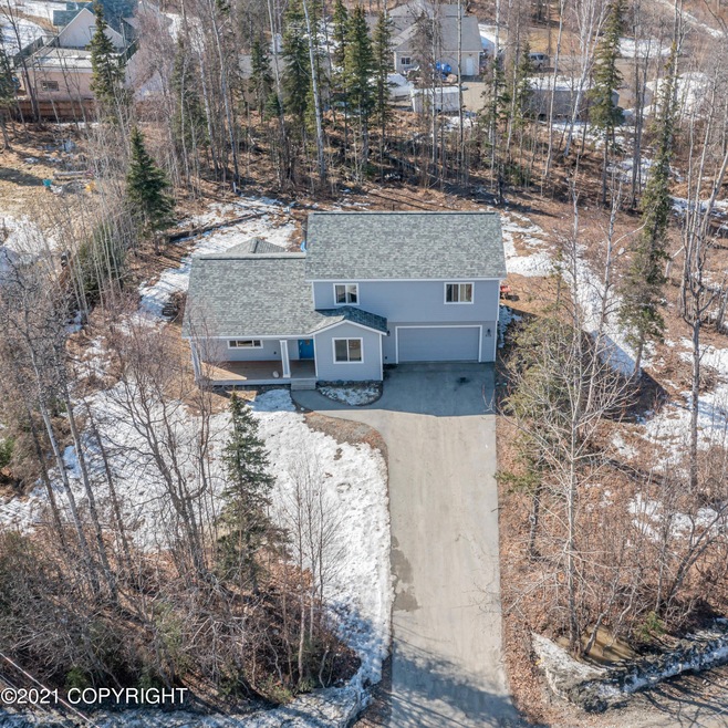 710 E MOUNTAIN ASH LP-42