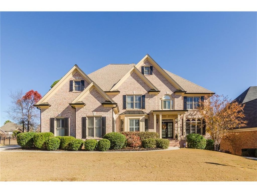 GORGEOUS SIX BEDROOM HOME WITH SIX BATHROOMS