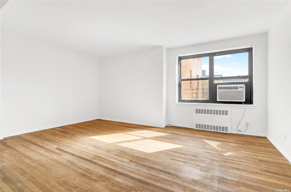 2620 141st St unit 5B, Flushing, NY 11354 - photo 1