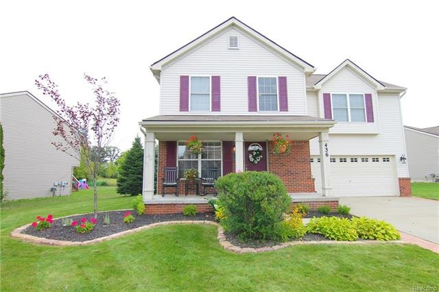 436 Lydia Ln unit 63, Linden, MI 48451 - photo 1