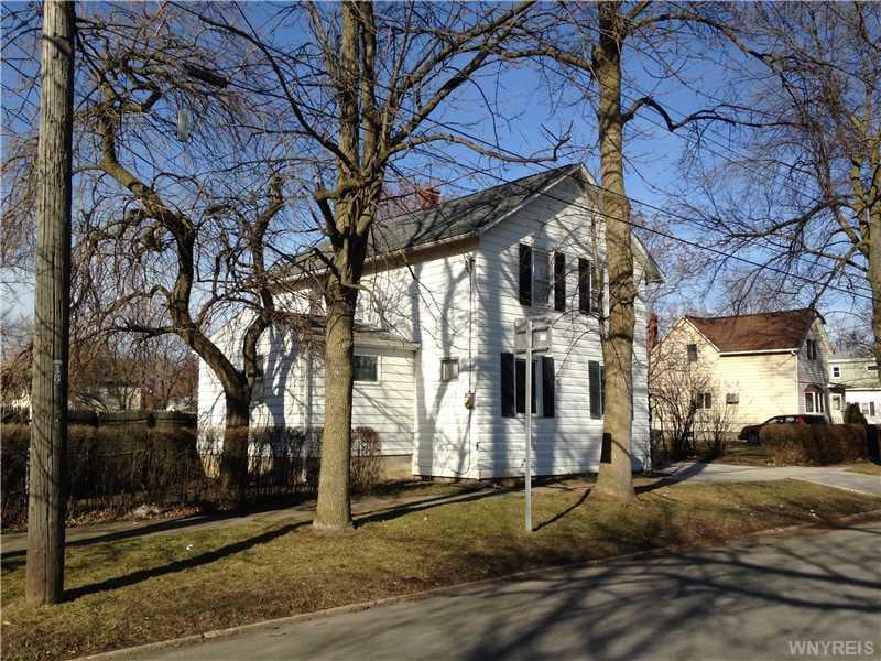 196 Thompson St, North Tonawanda, NY 14120 - photo 1