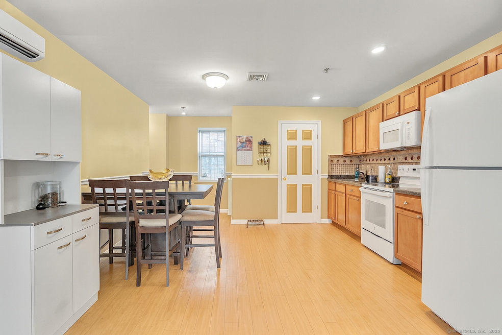 23 Scuppo Rd unit 5-6, Danbury, CT 06811 - photo 1