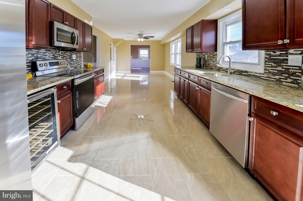 9 Tallwood Ln, Willingboro, NJ 08046 - photo 1