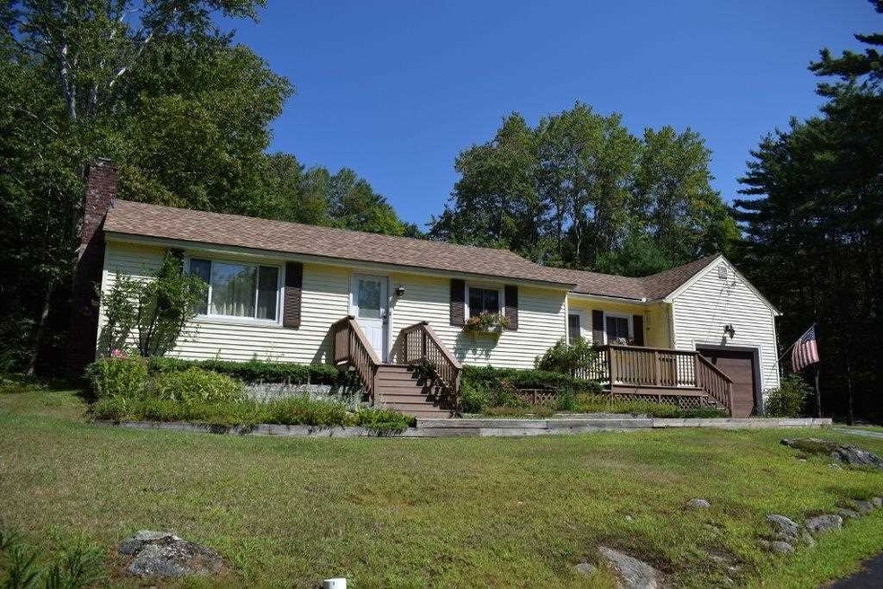 110 Pleasant St, Meredith, NH 03253 - photo 1