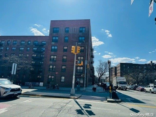 Blossom Gardens Apartments unit 4G, Flushing, NY 11355 - photo 1