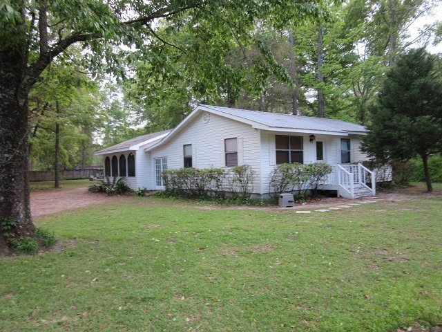 119 Zion Hill Rd, Crawfordville, FL 32327 - photo 1