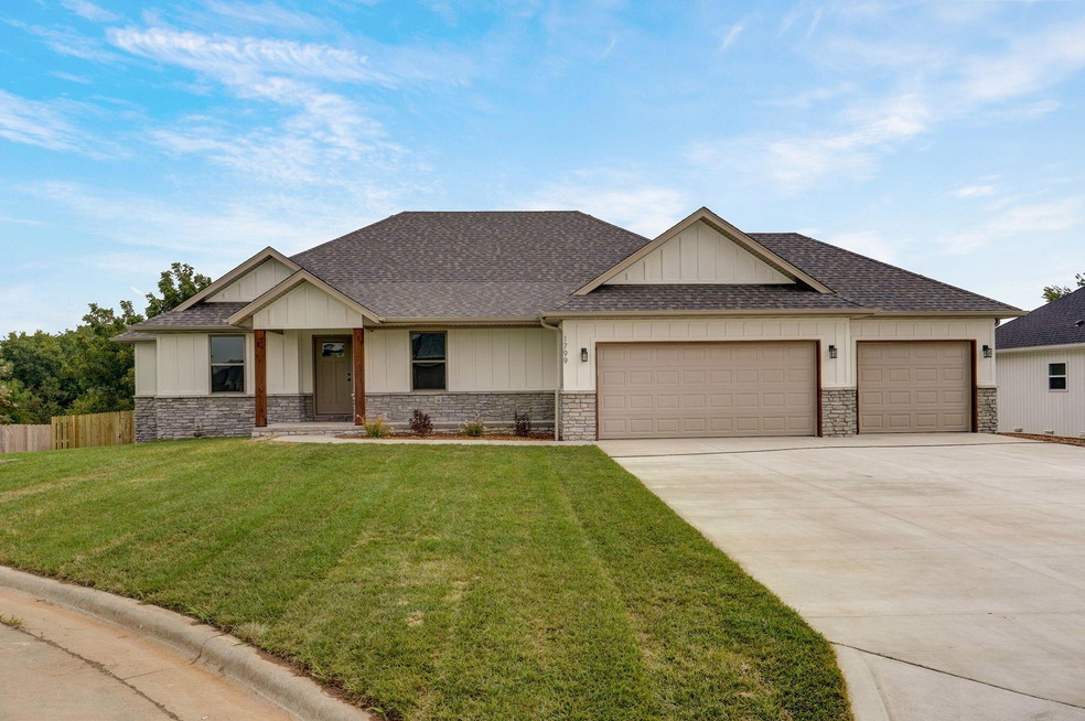 1799 E Vicksburg Passage, Republic, MO 65738 - photo 1