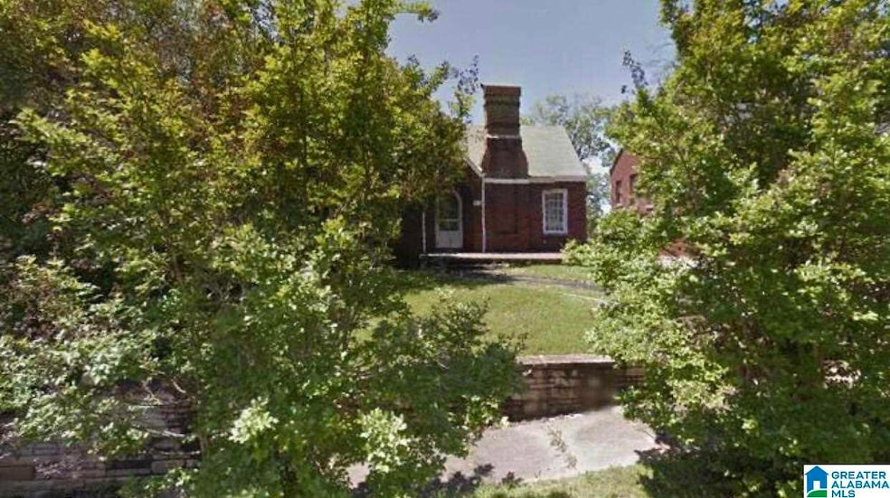 942 5th Place W, Birmingham, AL 35204 - photo 1