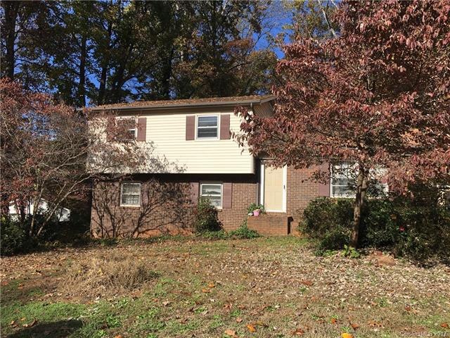 375 Holly Circle, Mount Holly...come take a look!