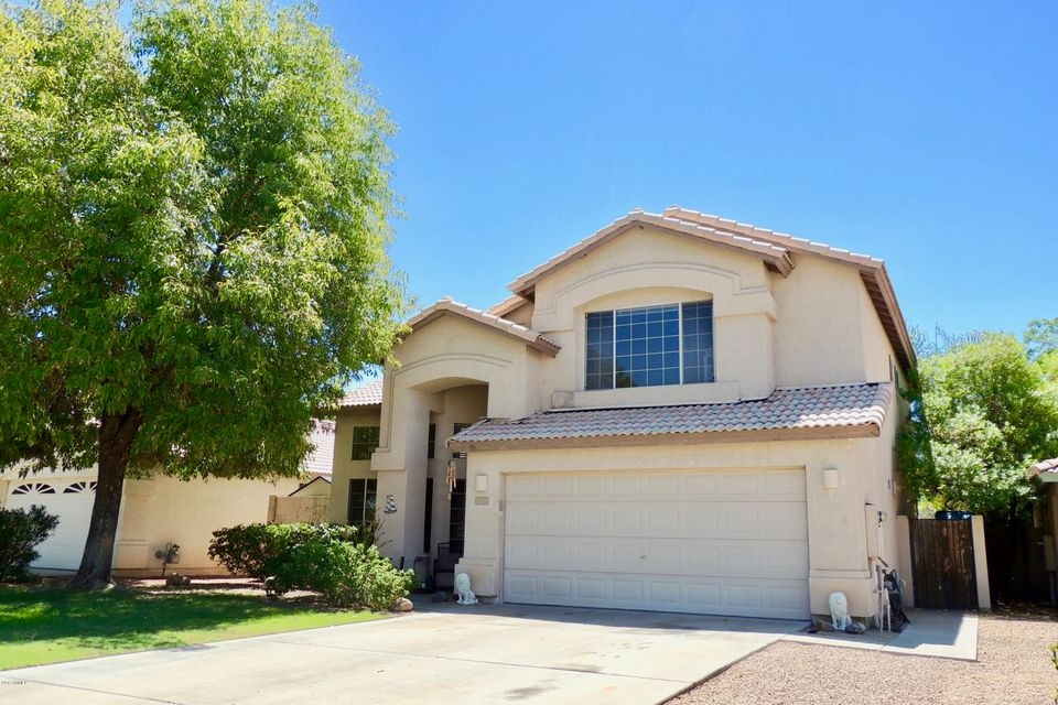 143 W Muriel Dr