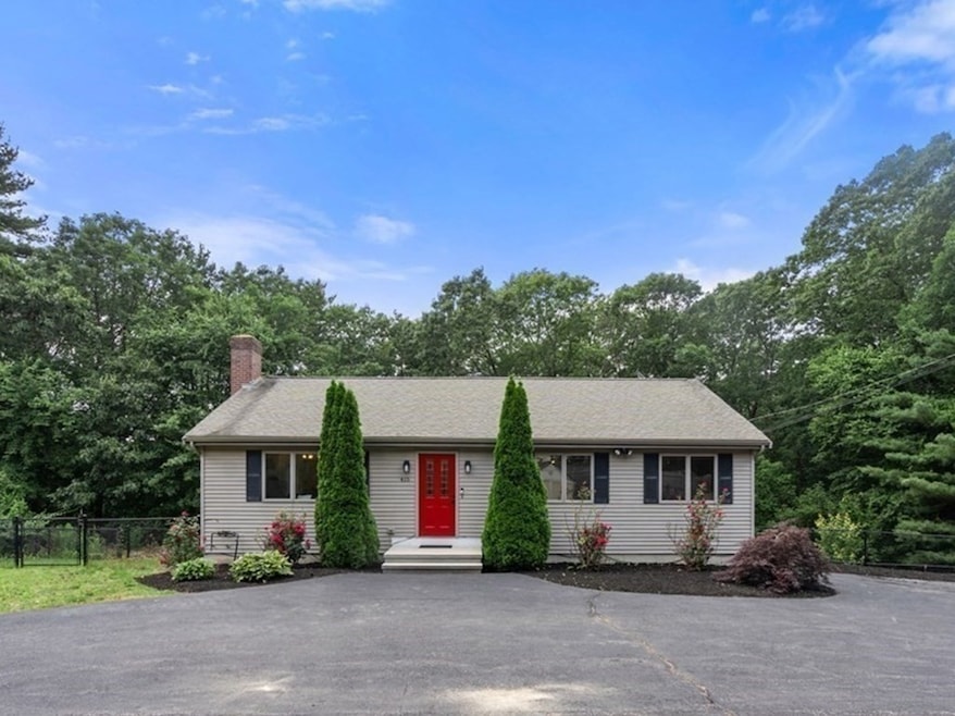 415 Creek St, Wrentham, MA 02093 - photo 1
