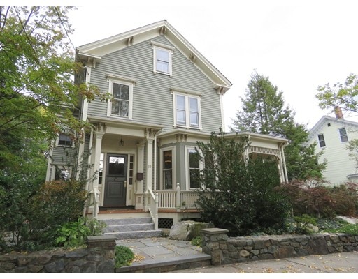 33 Russell St unit 33, Arlington, MA 02474 - photo 1