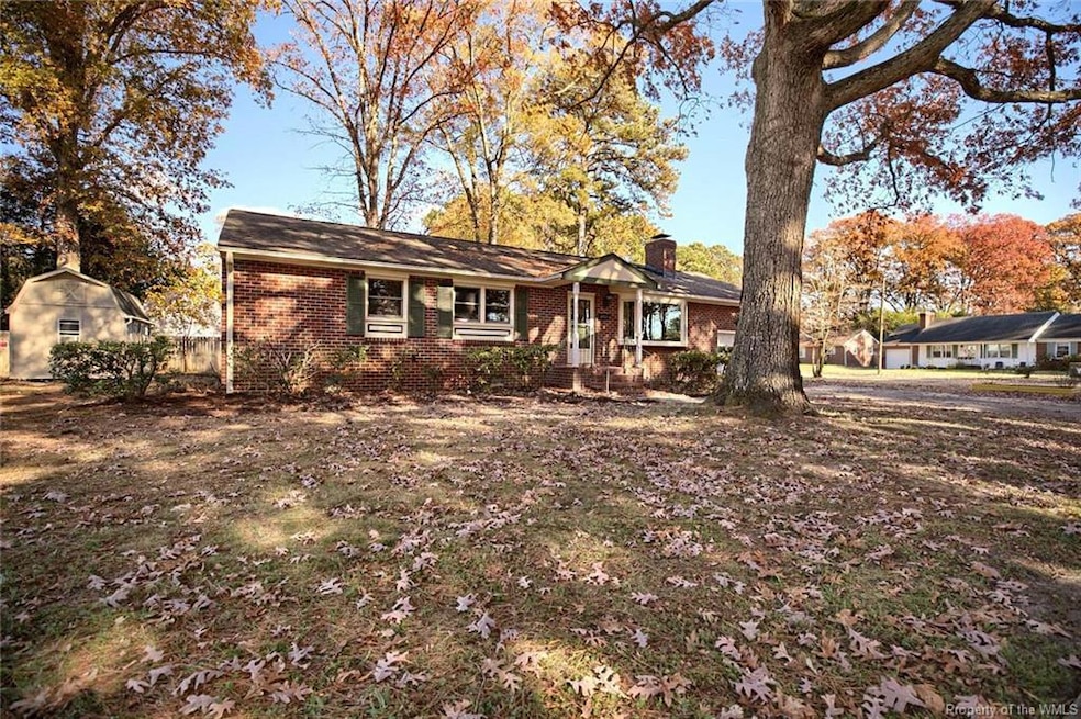 21 Frederick Dr, Newport News, VA 23601 - photo 1