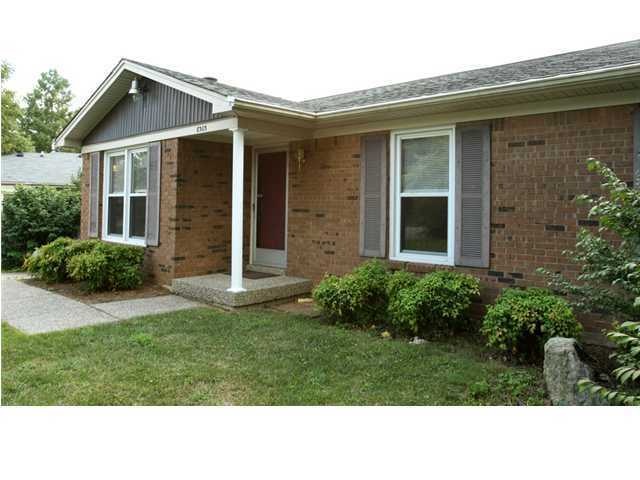 8303 Science Hill Ct, Louisville, KY 40228 - photo 1