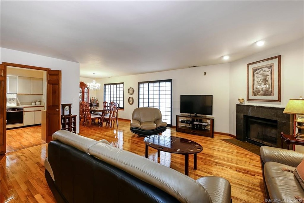 9 Maple Tree Ave unit A3, Stamford, CT 06906 - photo 1