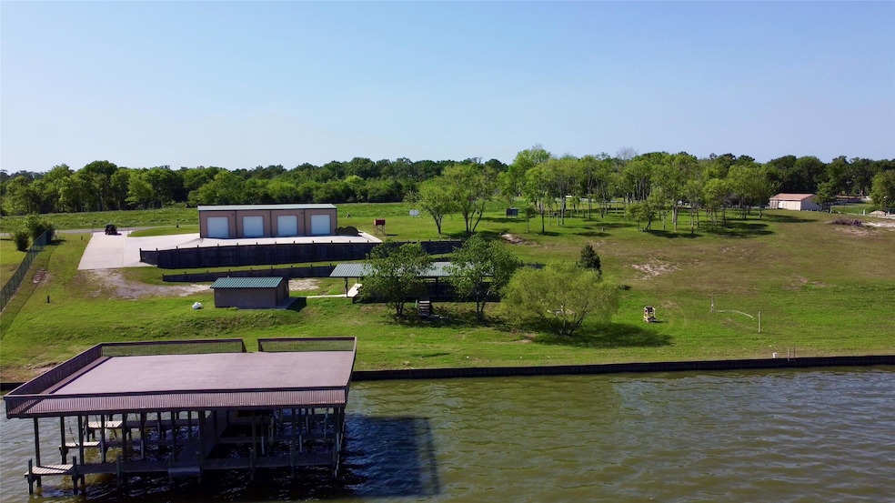 10420 Highway 190, Point Blank, TX 77364 - photo 1