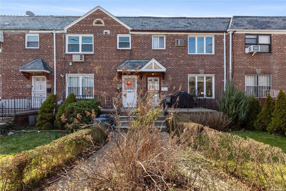 58-32 136th St, Flushing, NY 11355 - photo 1