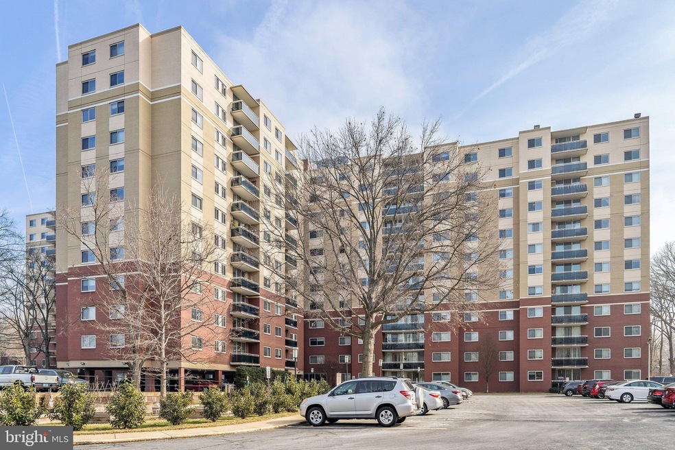 Takoma Overlook Condominium unit 406N, Takoma Park, MD 20912 - photo 1