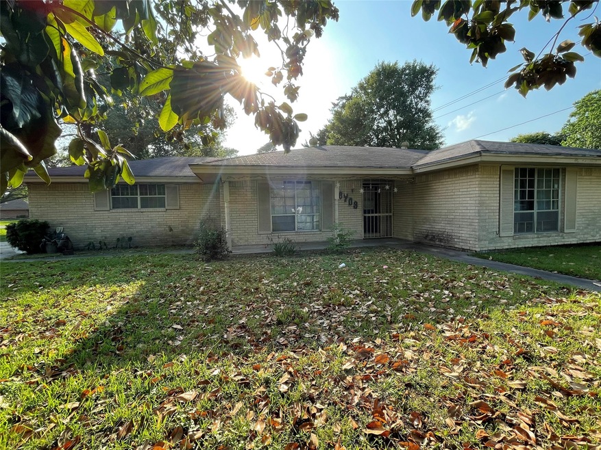 6703 Nuben St, Houston, TX 77091 - photo 1