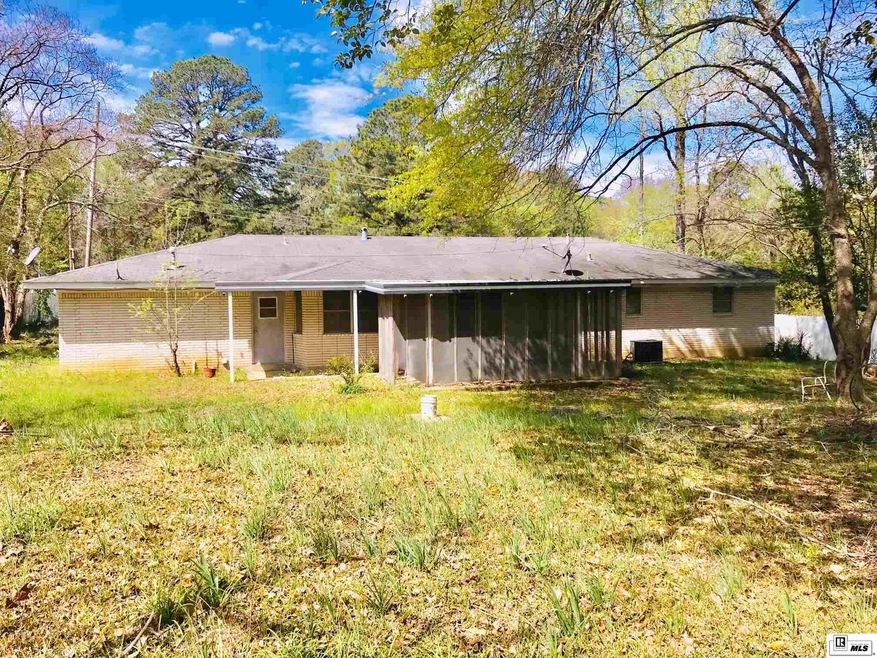 1801 Elm St, Bastrop, LA 71220 - photo 1