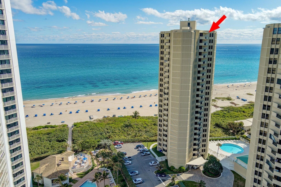 Phoenix Towers Condominium unit A24B, Riviera Beach, FL 33404 - photo 1