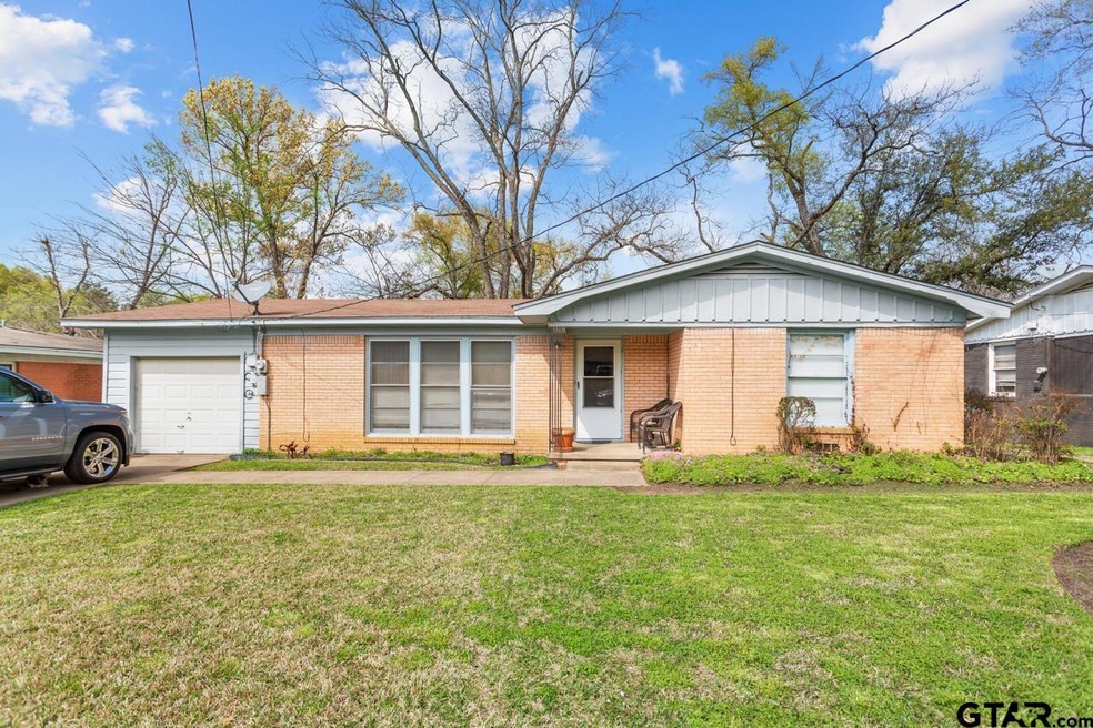 1603 1603 Buena Vista Dr, Tyler, TX 75701 - photo 1