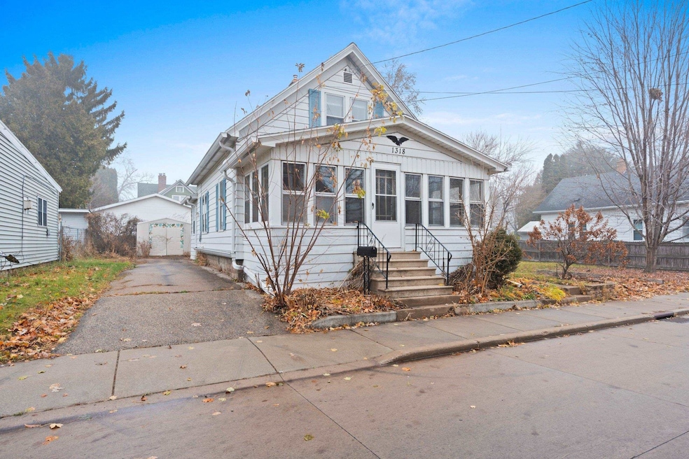 For Sale $144,900 • Co-Listing Agent