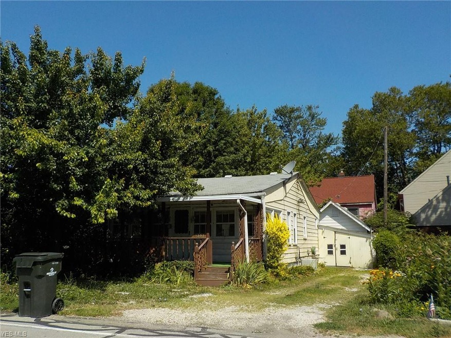 4381 E Lake Rd, Sheffield Lake, OH 44054 - photo 1