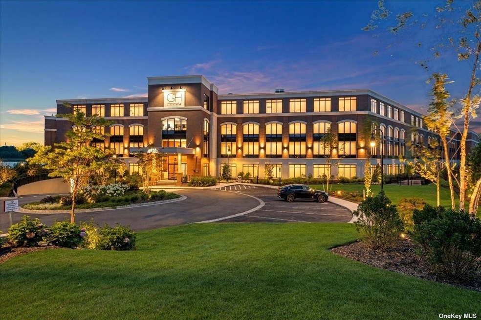 10 Shore Rd unit 303, Glenwood Landing, NY 11547 - photo 1