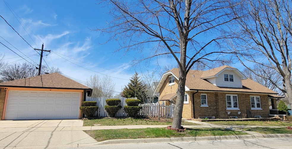 144 E Pomeroy St, West Chicago, IL 60185 - photo 1
