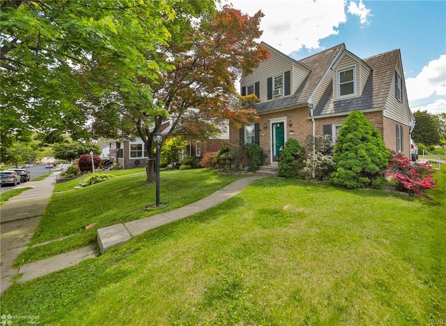 1124 N 18th St unit 1126, Allentown, PA 18104 - photo 1