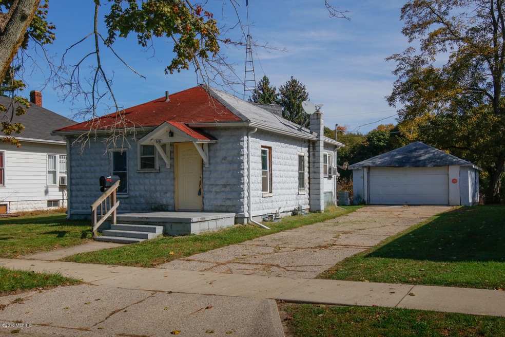 616 Spring St-101
