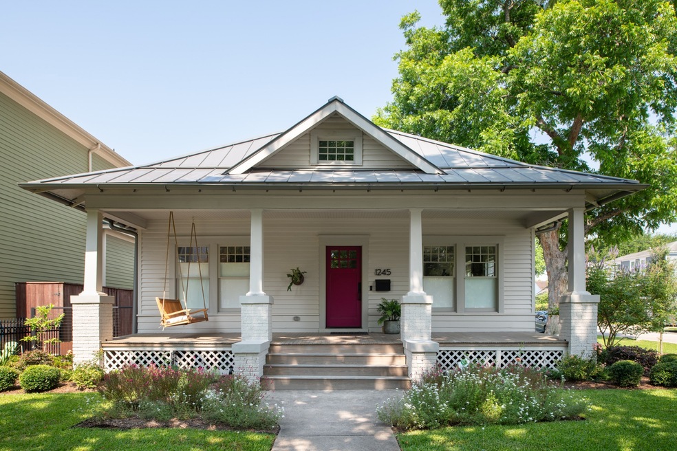 1245 Cortlandt St, Houston, TX 77008 - photo 1