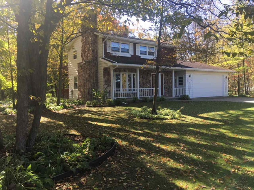 3468 Creekview Rd, de Pere, WI 54115 - photo 1