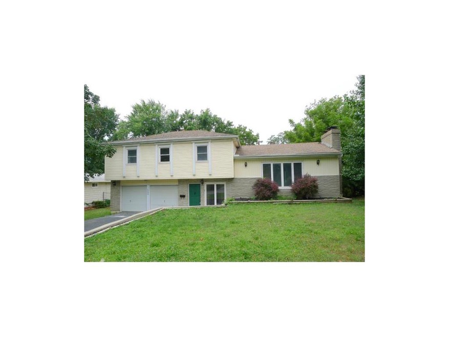 FRONT OF HOUSE