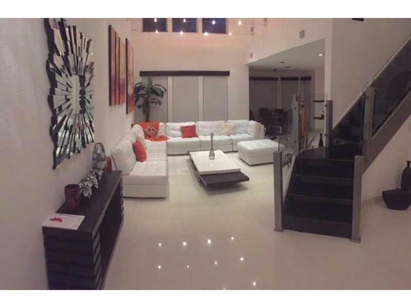 7333 NW 108th Ct unit 7333, Doral, FL 33178 - photo 1