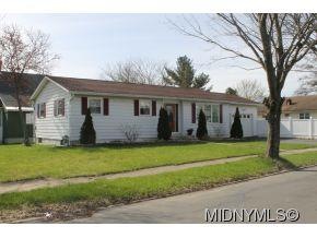 1600 Copperfield St, Utica, NY 13501 - photo 1